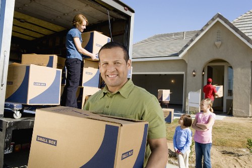 Safety procedures and storage risk checks at Selfstorage Knightsbridge